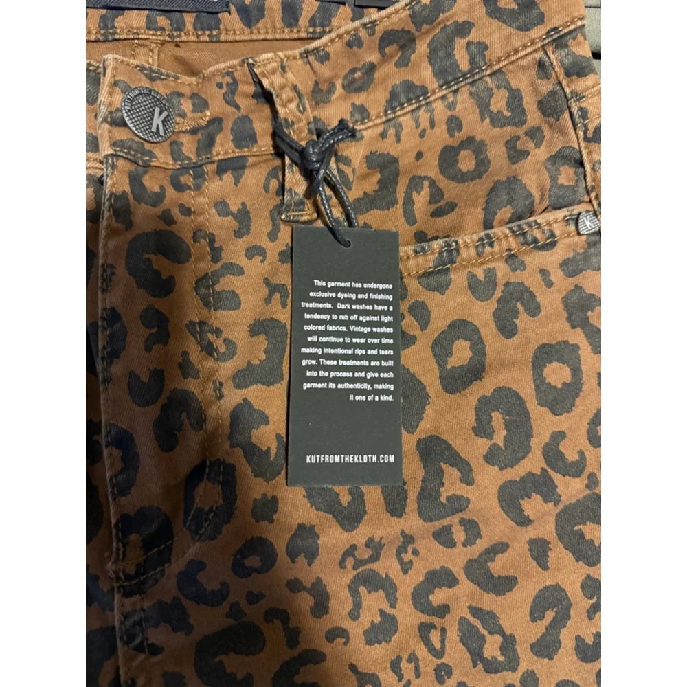 KUT From The Kloth Kelsey High Rise Ankle Flare Leopard Jeans – Size 00 – NWT - Picture 3 of 5
